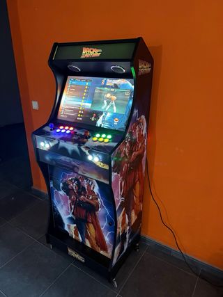 Recreativa Arcade 27” Back to the Future