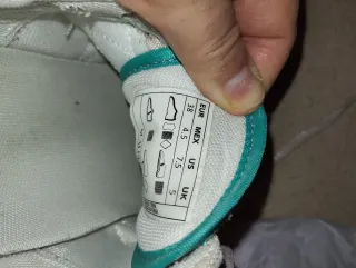 Zapatillas Scalpers grises y turquesa