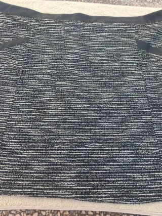 Falda corta T 54/56. VER Medidas