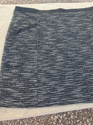 Falda corta T 54/56. VER Medidas