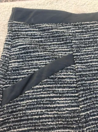 Falda corta T 54/56. VER Medidas