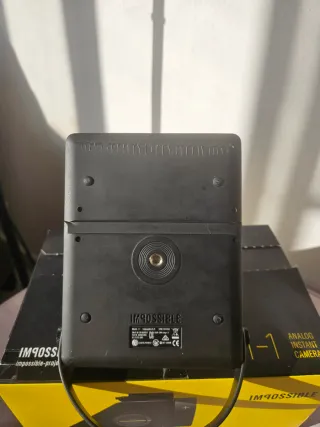 Polaroid Impossible I-1 câmara instantânea