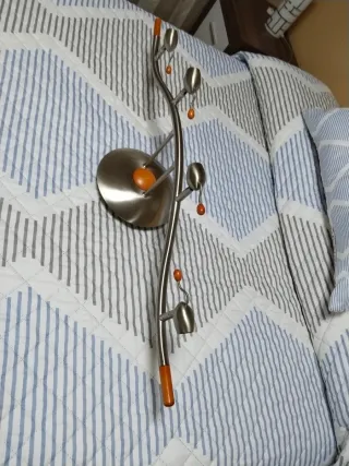 Lámpara de salón metal y madera