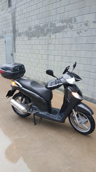 Moto Scooter  Negra hs honda 150