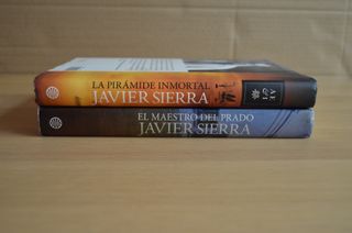 2 libros de Javier Sierra