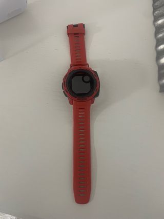 Reloj Garmin instinct solar como nuevo carga solar