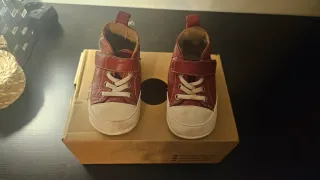 Zapatos Feroz para bebé, respetuosos con el pie.