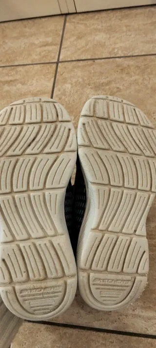 Zapatillas Niña Skechers Talla 29