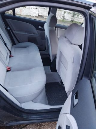 Ford Mondeo único dueño