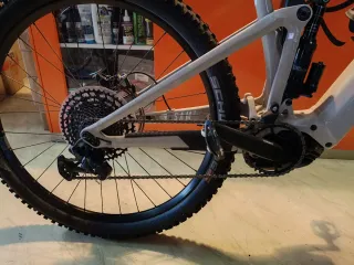 MTB FOCUS SAM2 29er T-L Motor Bosch 750w