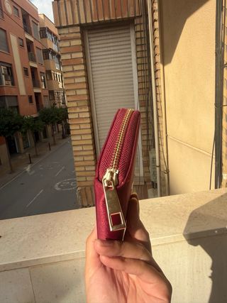 Cartera de mano burdeos
