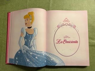 Libro Historias de Princesas de Disney