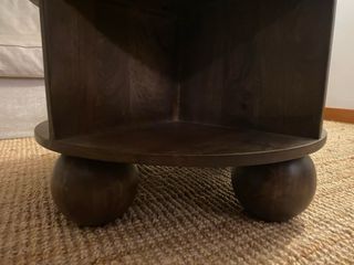 Tavolino rotondo in legno