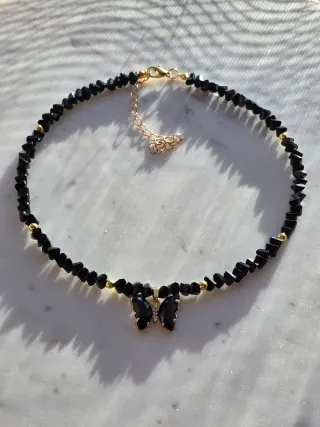 Collana farfalla nera e oro fatta a mano