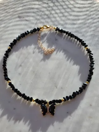 Collana farfalla nera e oro fatta a mano