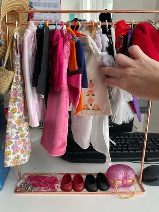 Armario Nancy con 2 Muñecas