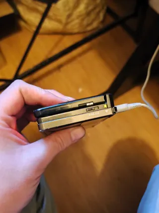 Nintendo 3DS Negra con Cargador y Lápiz