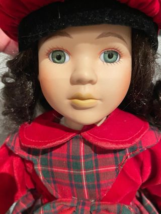 Muñeca Porcelana Charlotte(22275)