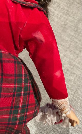 Muñeca Porcelana Charlotte(22275)