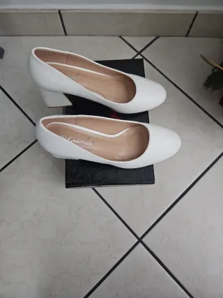 Scarpe bianche tacco oro misura 38