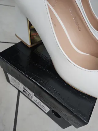 Scarpe bianche tacco oro misura 38
