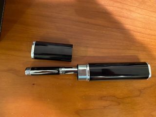 Bolígrafo negro Cerruti 1881 con estuche