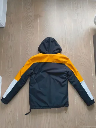 Abrigo Canguro Tenth