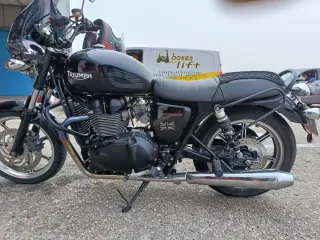 Triumph Bonneville T100 2015
