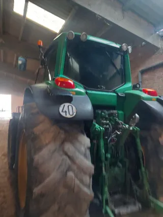 Tractor John Deere 7530 con pala frontal