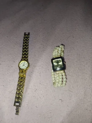 2 Relojes Mujer Oro y Plata