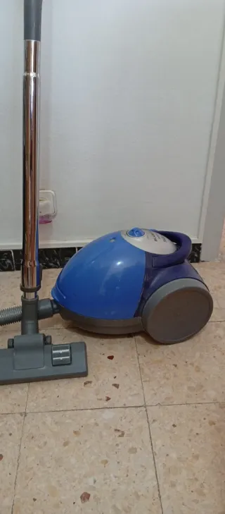 Aspiradora Eléctrica Azul
