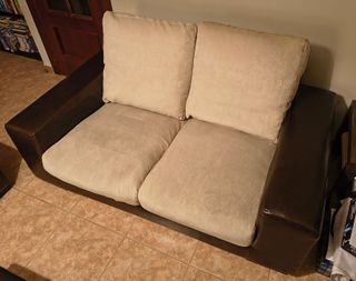 Sofá 3+2 plazas y mesa centro