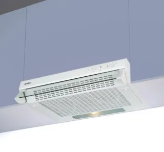 Campana extractora cocina blanca