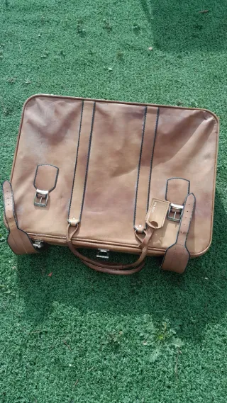 Conjunto Bianchi Maleta Neceser y Funda Traje