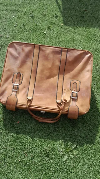 Conjunto Bianchi Maleta Neceser y Funda Traje