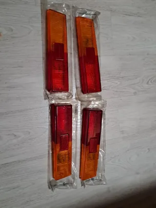 SEAT 1200/1430 SPORT . JUEGO TULIPAS TRASERAS