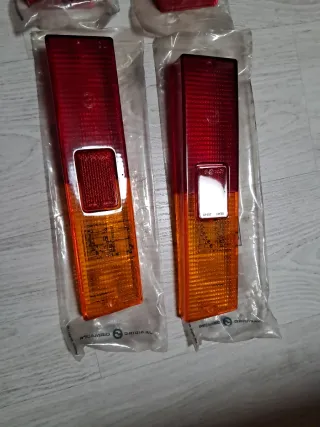 SEAT 1200/1430 SPORT . JUEGO TULIPAS TRASERAS