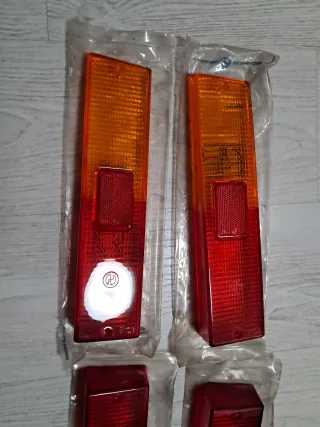 SEAT 1200/1430 SPORT . JUEGO TULIPAS TRASERAS