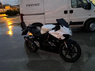 HYOSUNG GT R 125cc