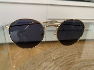 Gafas de sol Venus doradas y negras