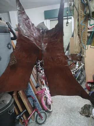 Zahones de cuero artesanales