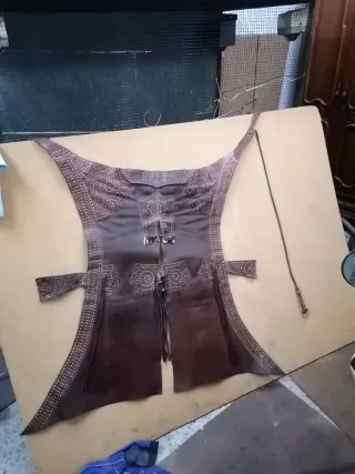 Zahones de cuero artesanales