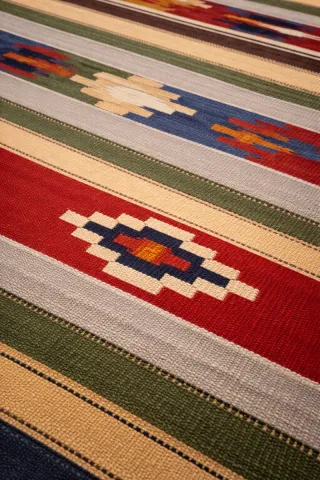 KILIM ARTESANAL· LANA + JARRÓN