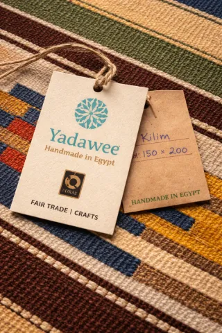 KILIM ARTESANAL DE LANA + JARRÓN REGALO