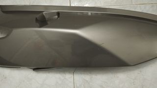 Cacha Derecha Kymco Super Dink 125 Gris