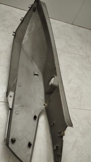 Cacha Derecha Kymco Super Dink 125 Gris