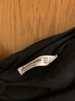 Vestido negro talla S Stradivarius elástico nuevo