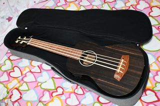 Ukelele Bajo Aklot Fretless