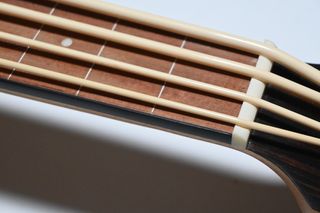 Ukelele Bajo Aklot Fretless