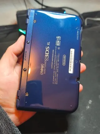 NEW NINTENDO 3ds xl con cargador y lápiz